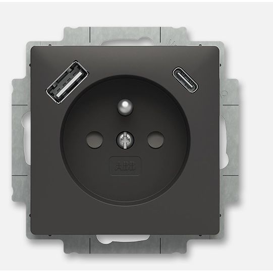 1zás. s USB A+C matná čierna
